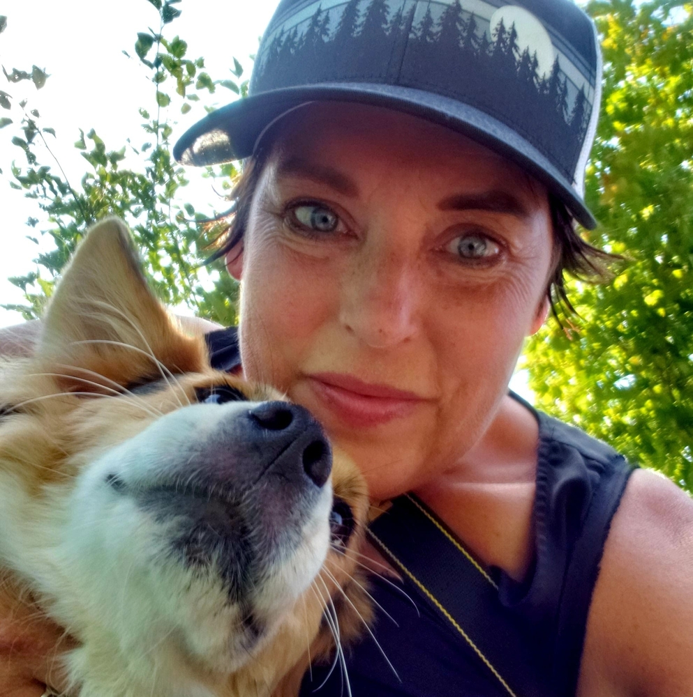 Meet your Posher, Dee